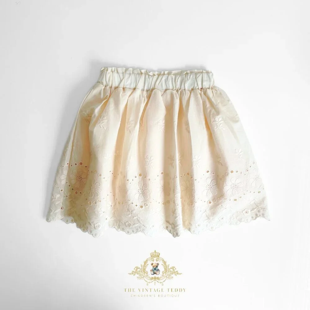 NWT Pretty Girls Eyelet Lace Embroidered Skirt Spring & Summer Bohemian Cream 3T